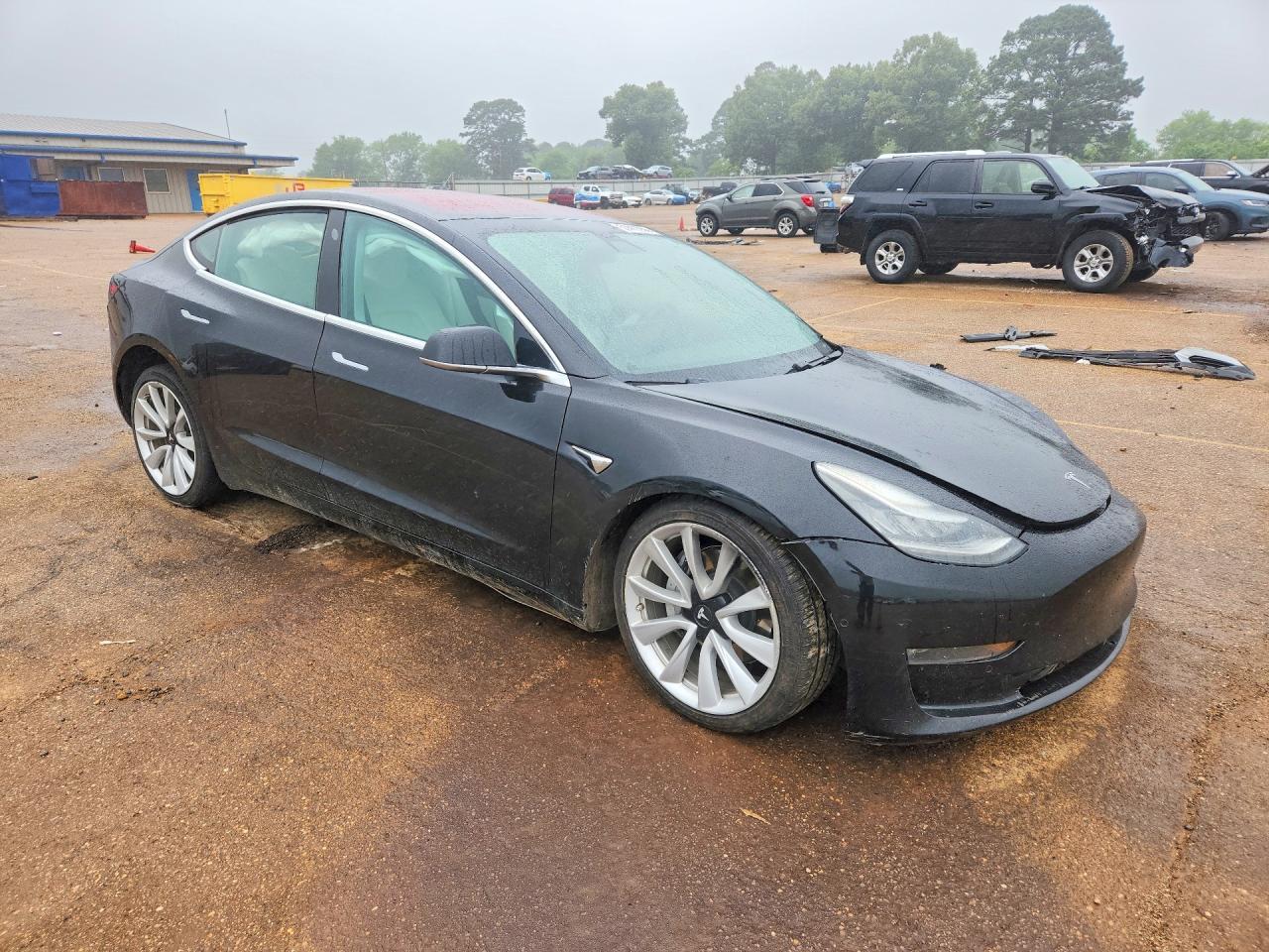 2018 Tesla Model 3 - Image 4