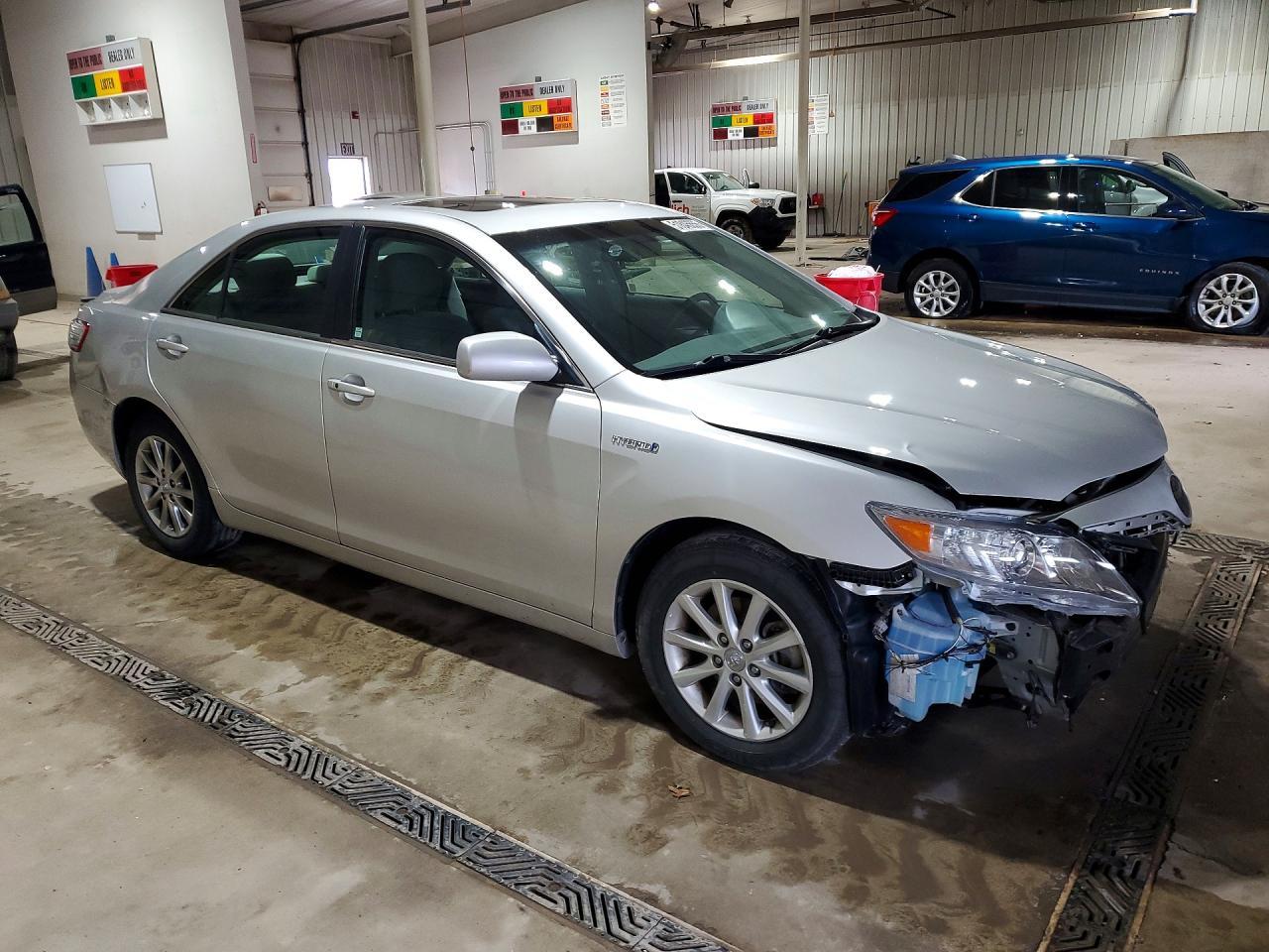 2011 Toyota Camry Hybrid - Фото 4