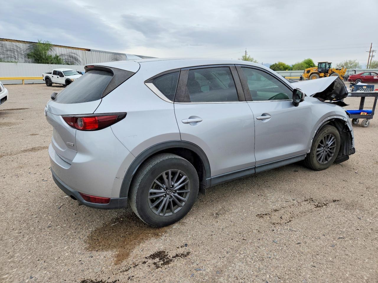 2019 Mazda Cx-5 Sport - Image 3