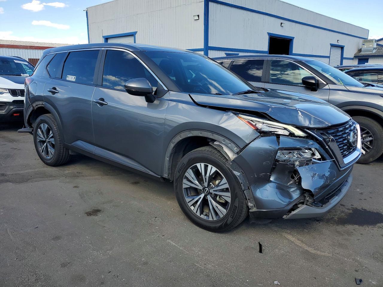 2023 Nissan Rogue Sv - Фото 4