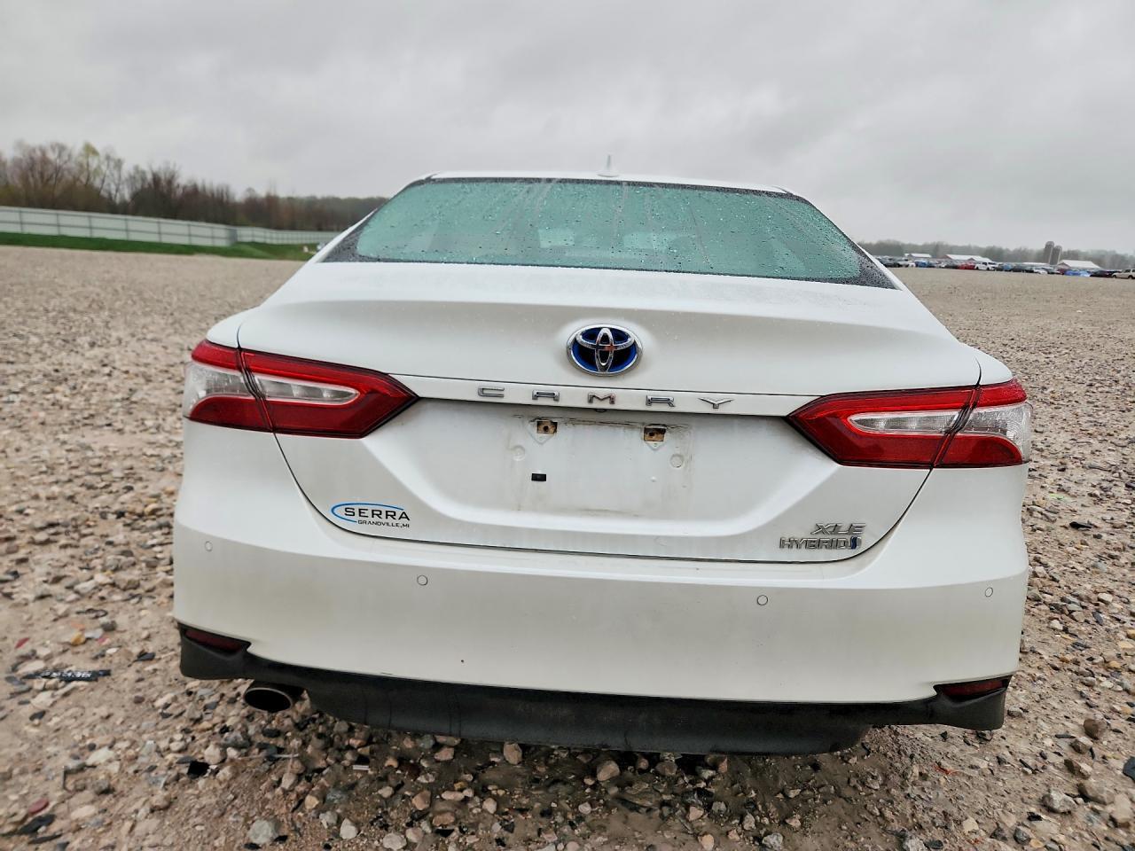2018 Toyota Camry Hybrid Xle - Image 6