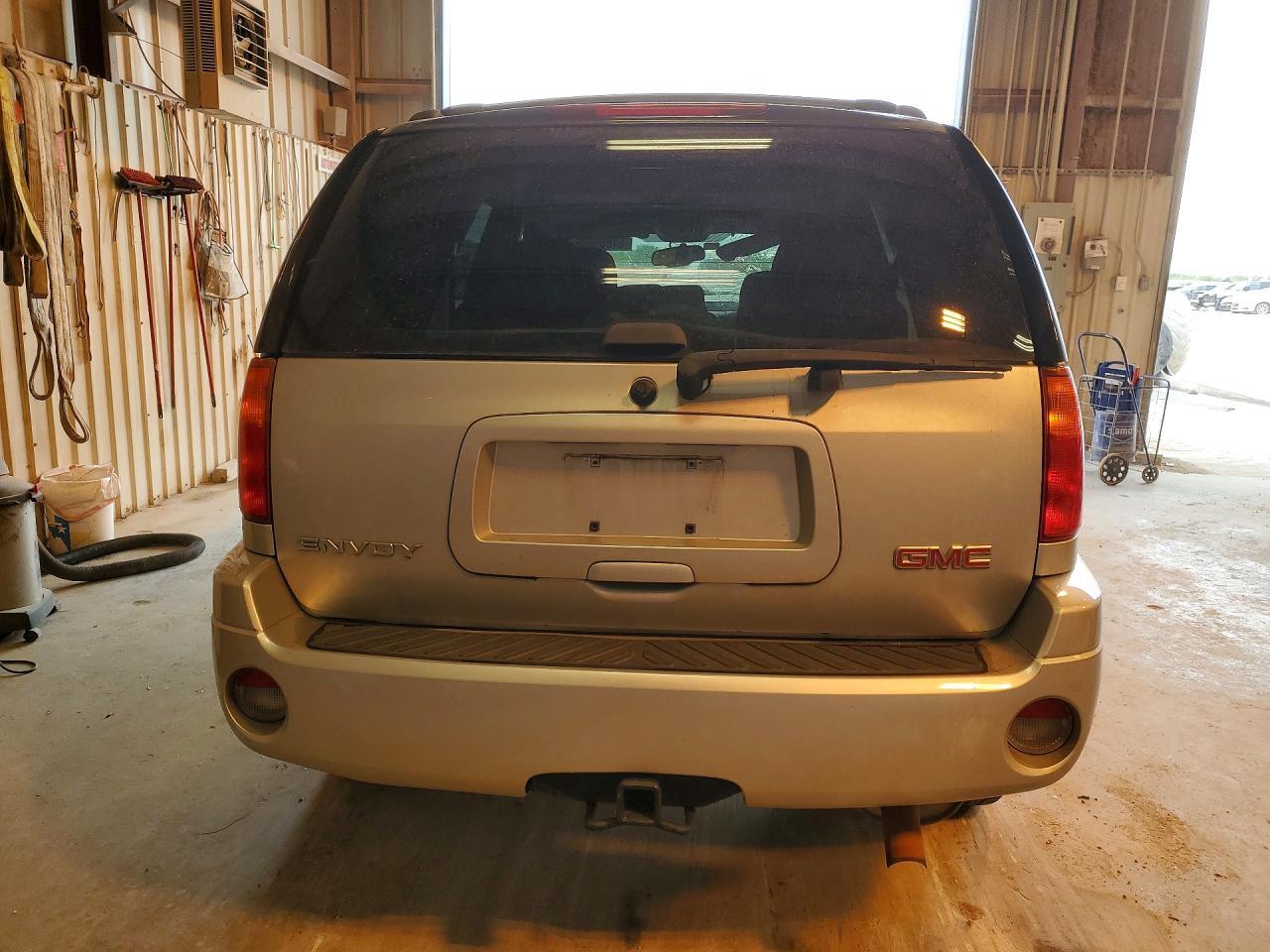 2009 GMC Envoy Sle - Image 6