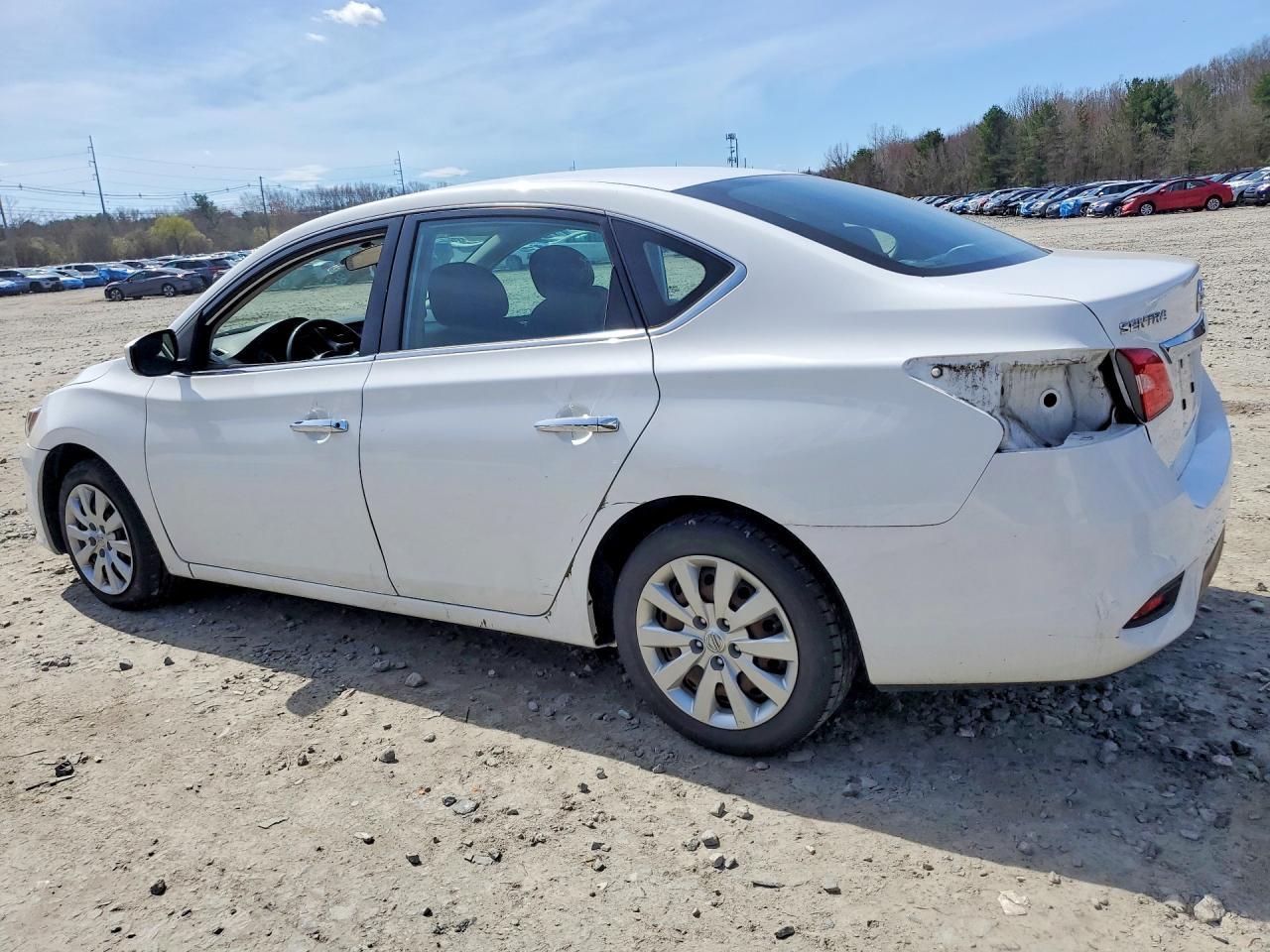2019 Nissan Sentra S - Фото 2