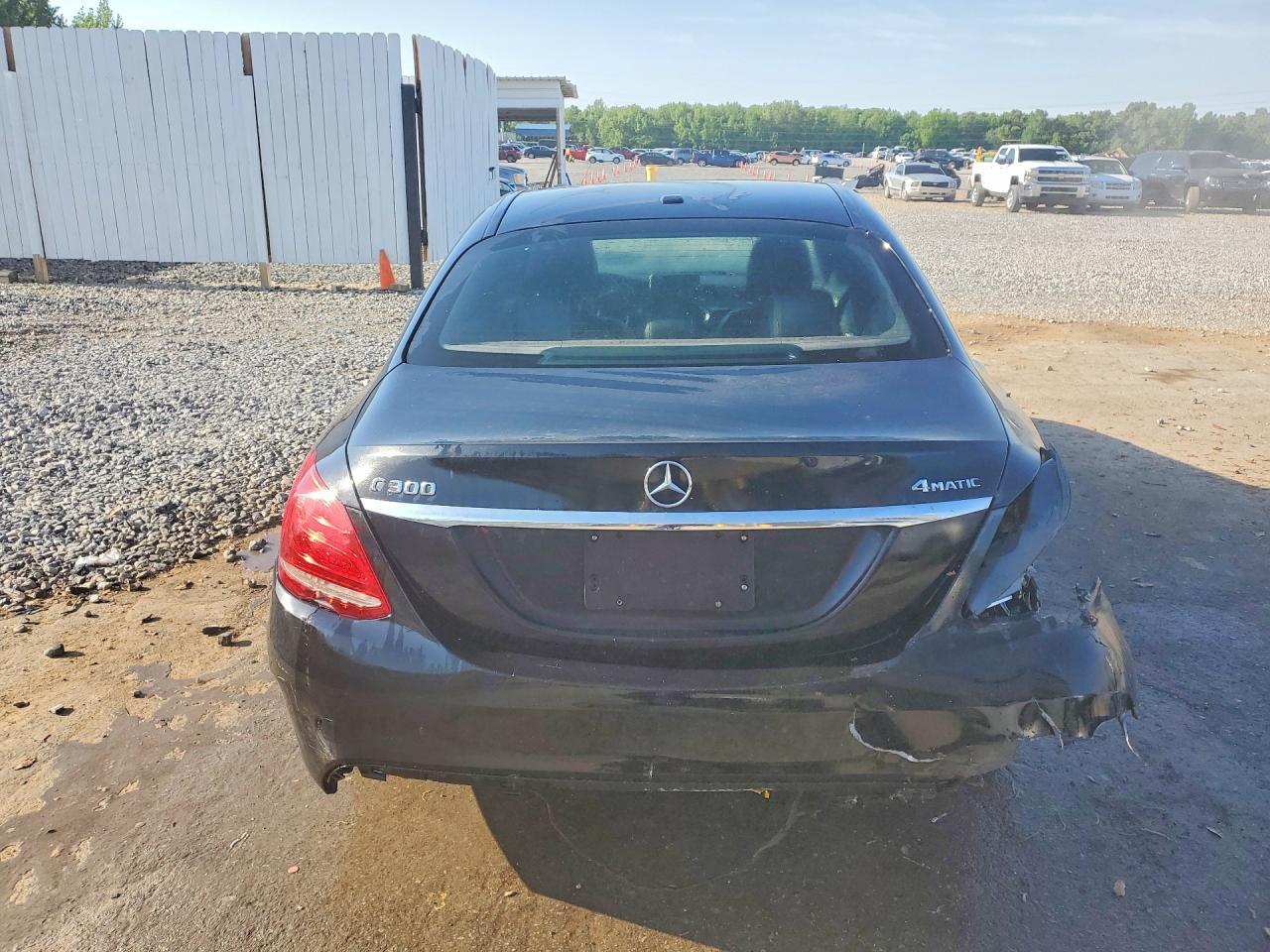 2015 Mercedes-Benz C 300 4Matic - Фото 6
