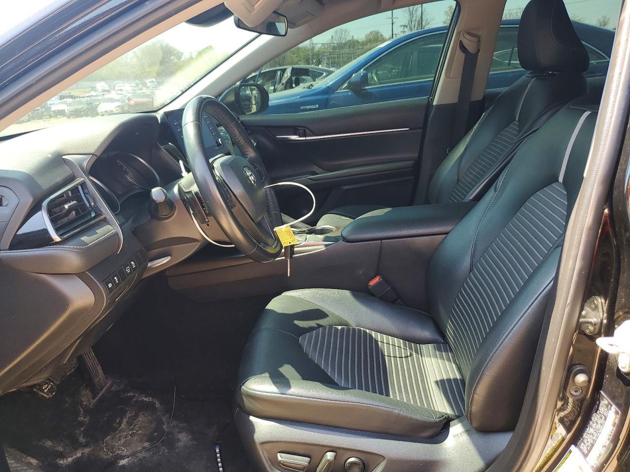 2021 Toyota Camry Se - Image 7