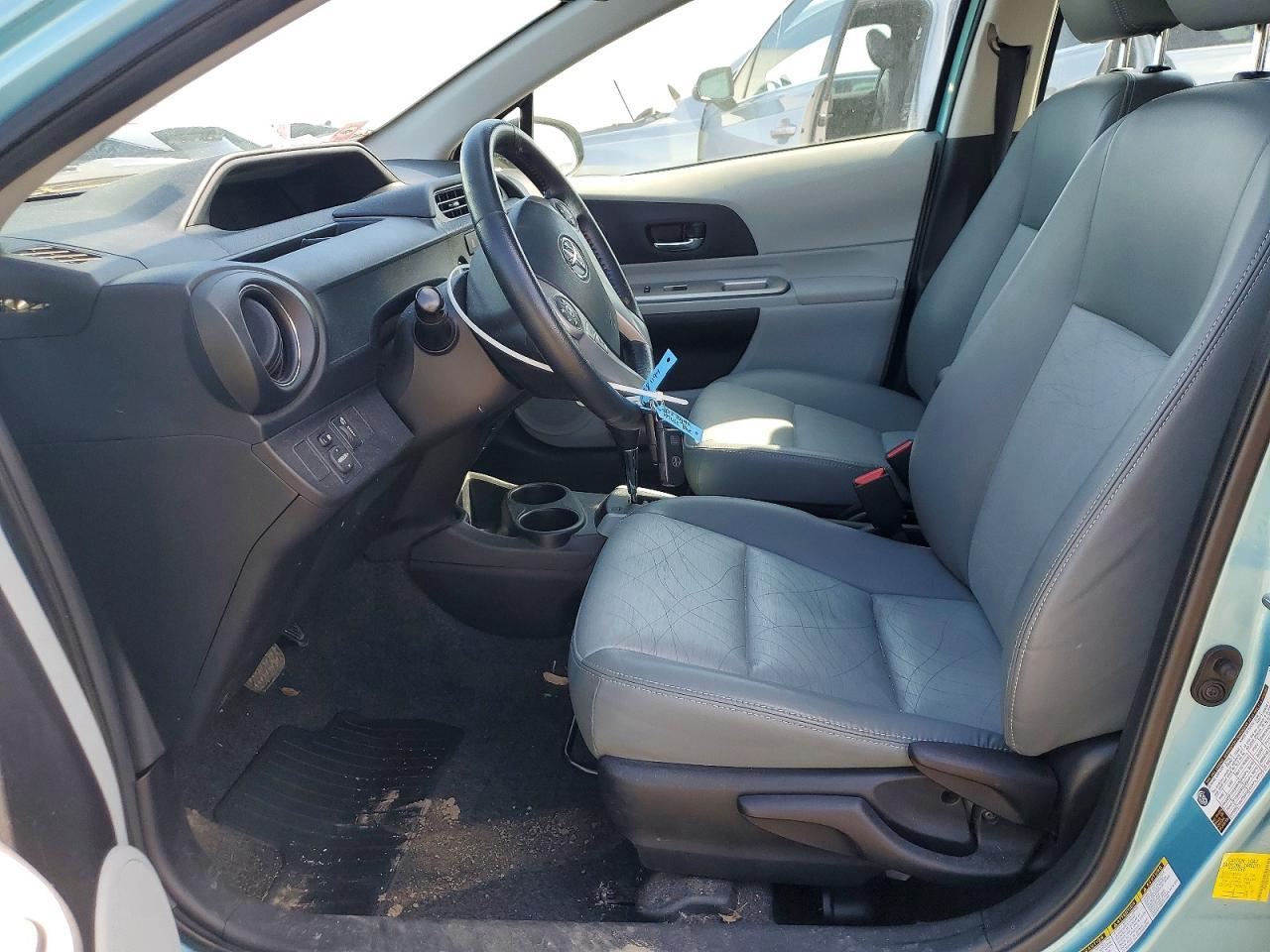 2013 Toyota Prius C Four - Image 7