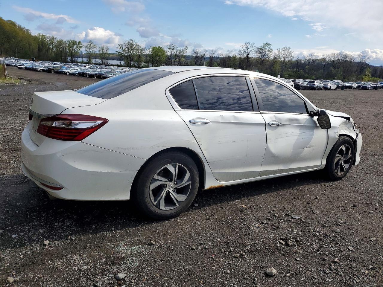 2017 Honda Accord Lx - Фото 3