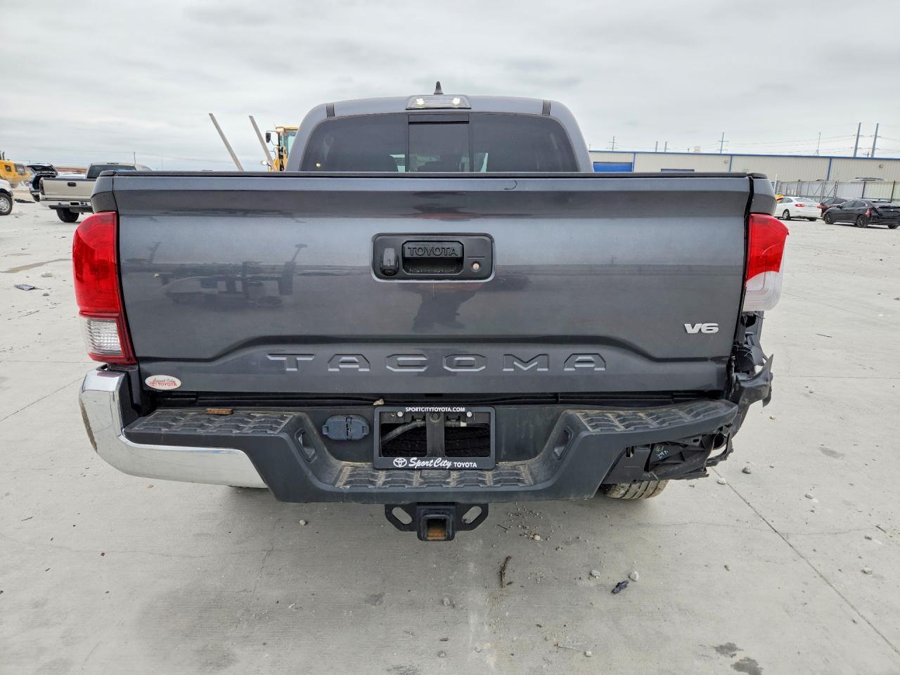 2023 Toyota Tacoma Sr5 V6 - Image 6