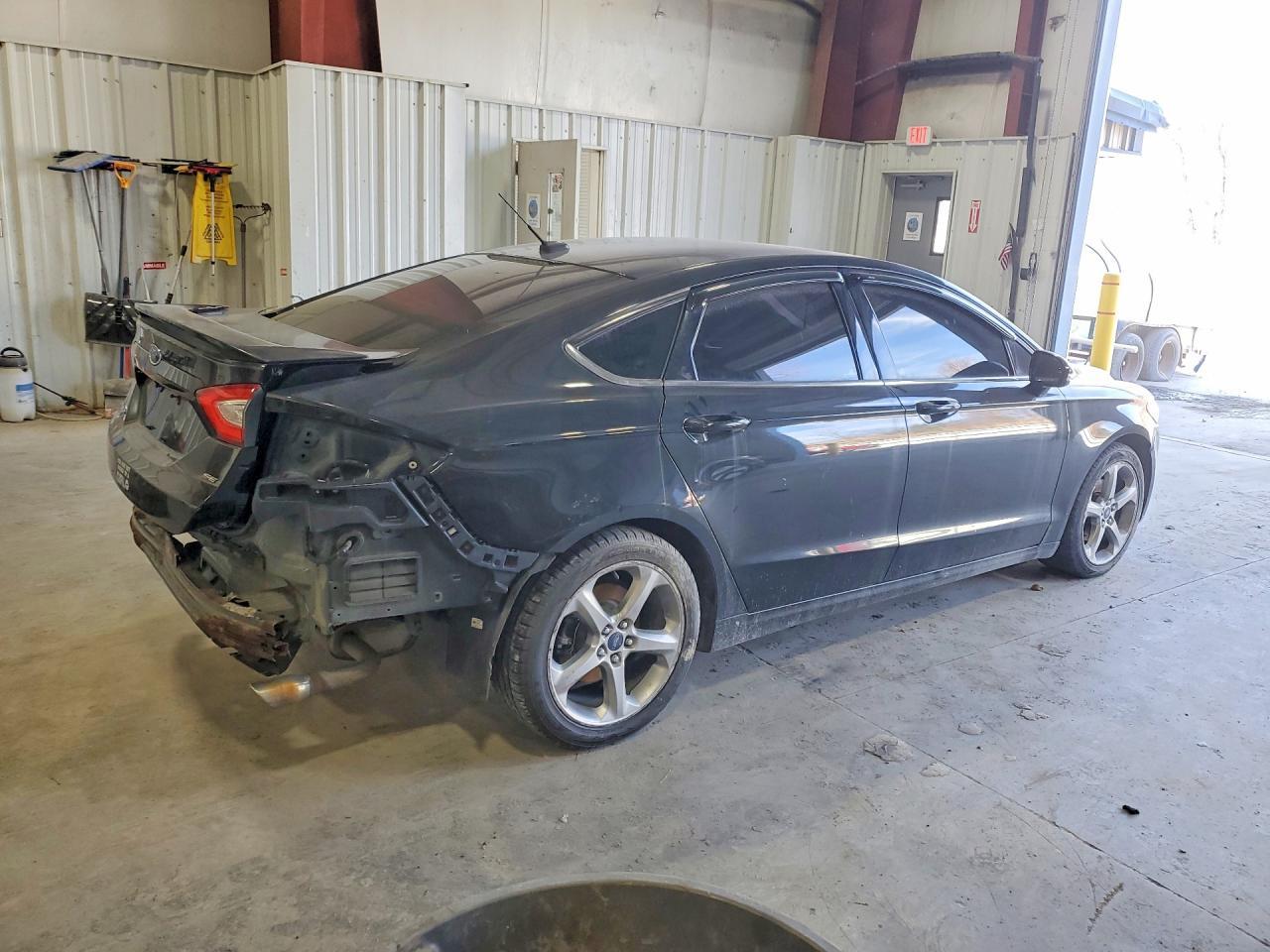 2015 Ford Fusion Se - Фото 3