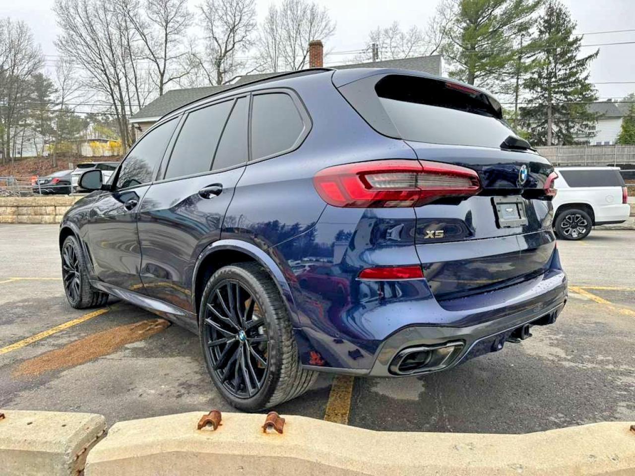 2023 BMW X5 M50I - Фото 2