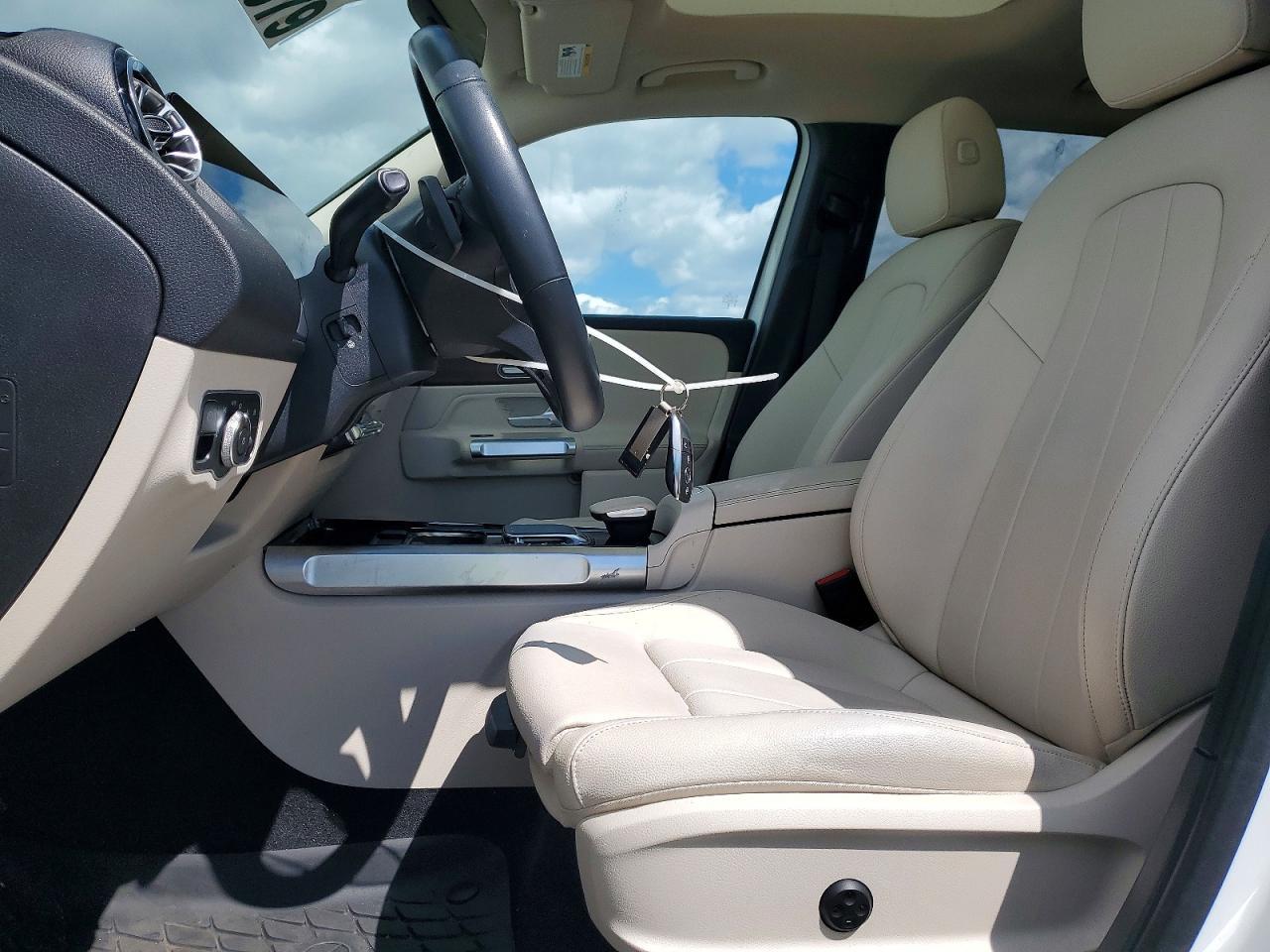 2023 Mercedes-Benz Glb 250 4Matic - Image 7