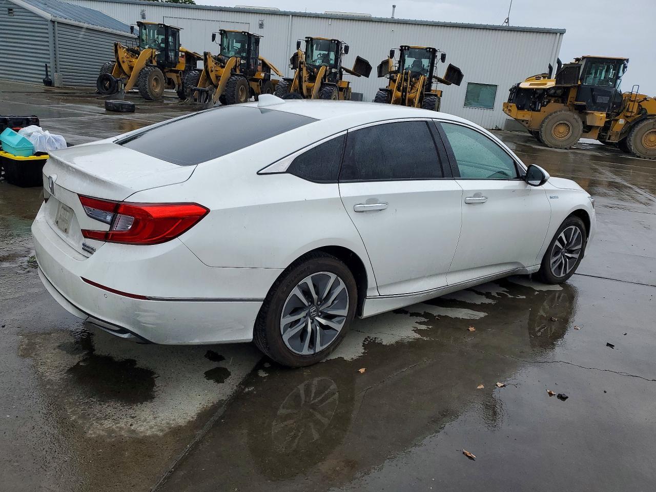 2019 Honda Accord Touring Hybrid - Фото 3