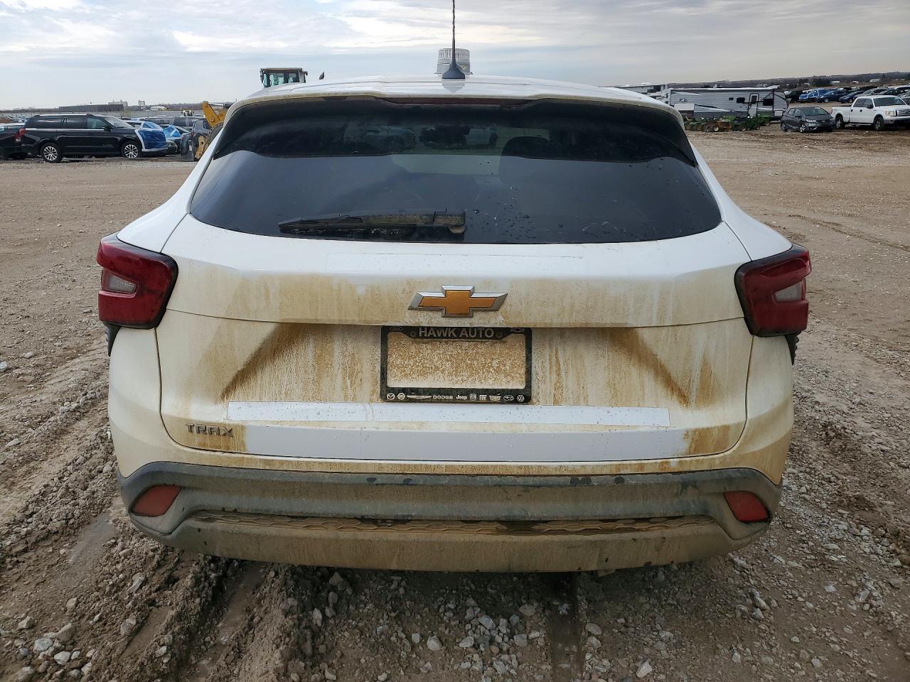 2024 Chevrolet Trax Ls - Image 6