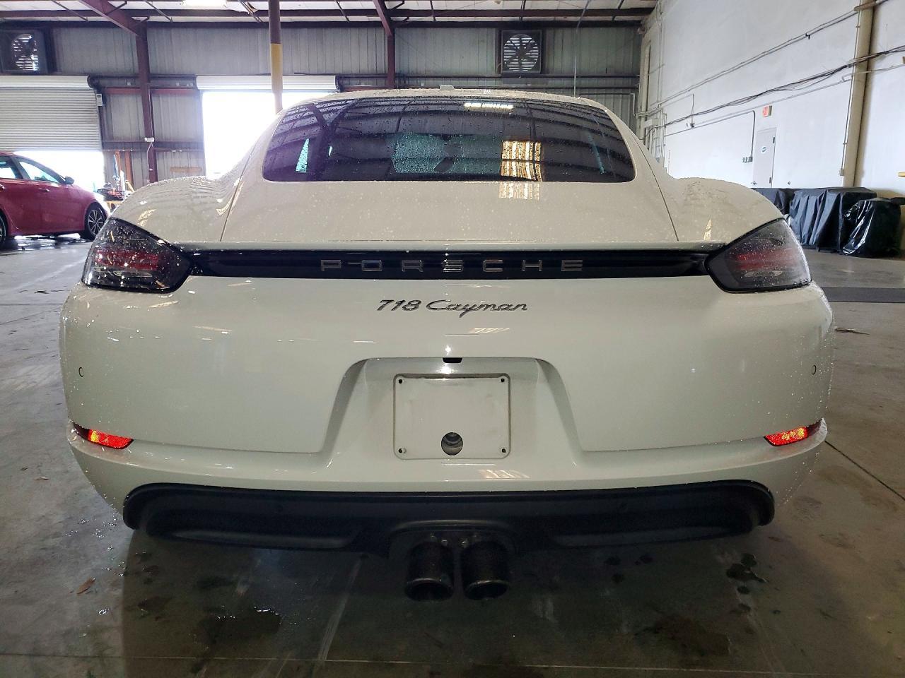 2018 Porsche Cayman - Фото 6