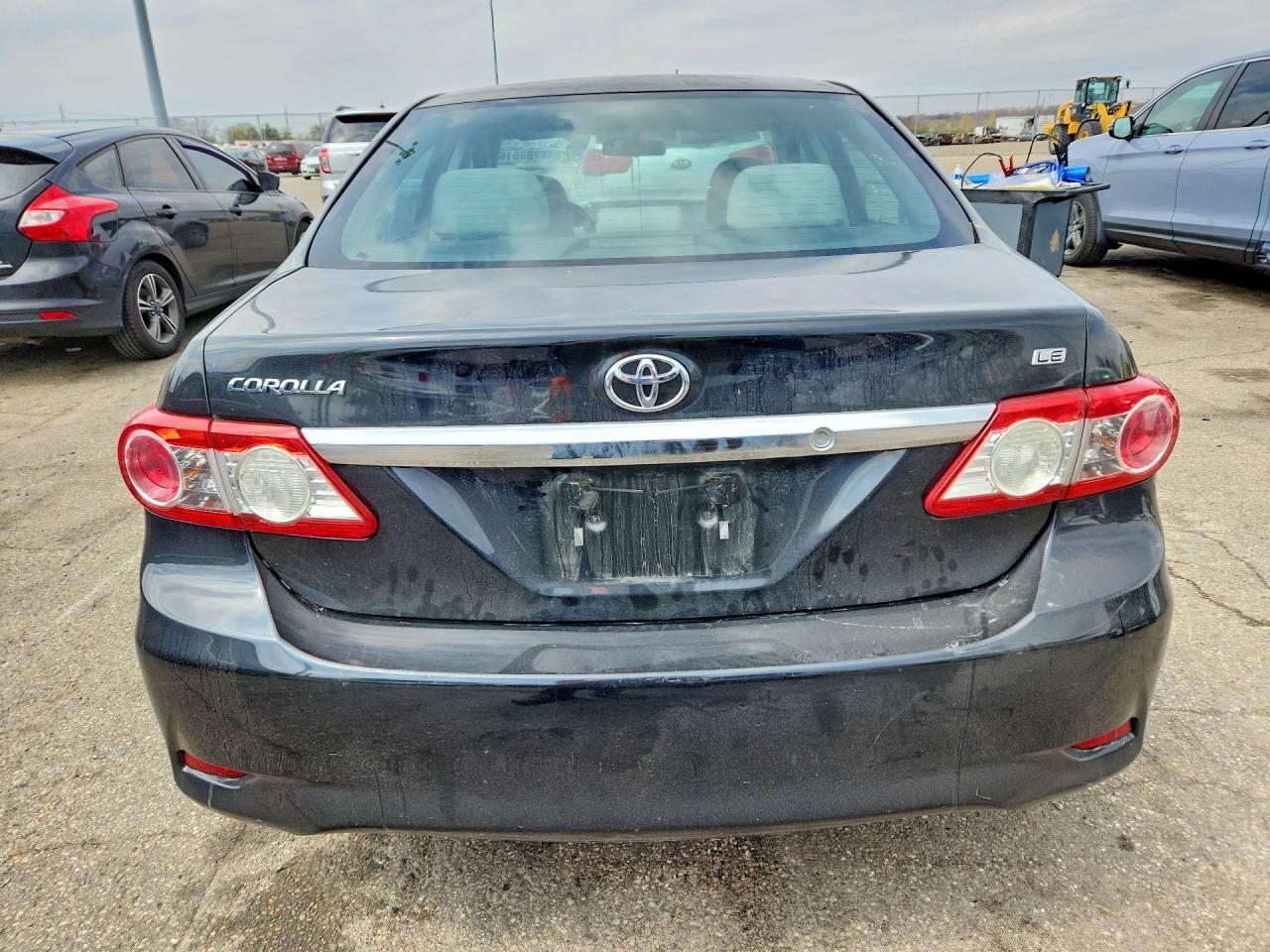 2013 Toyota Corolla Le - Фото 6
