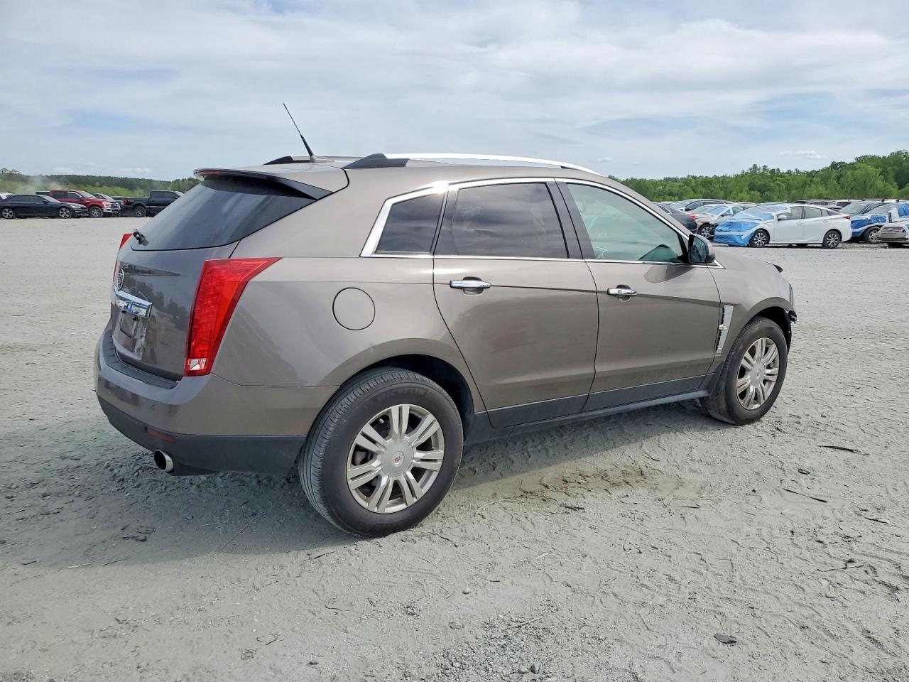 2011 Cadillac Srx Luxury Collection - Image 3