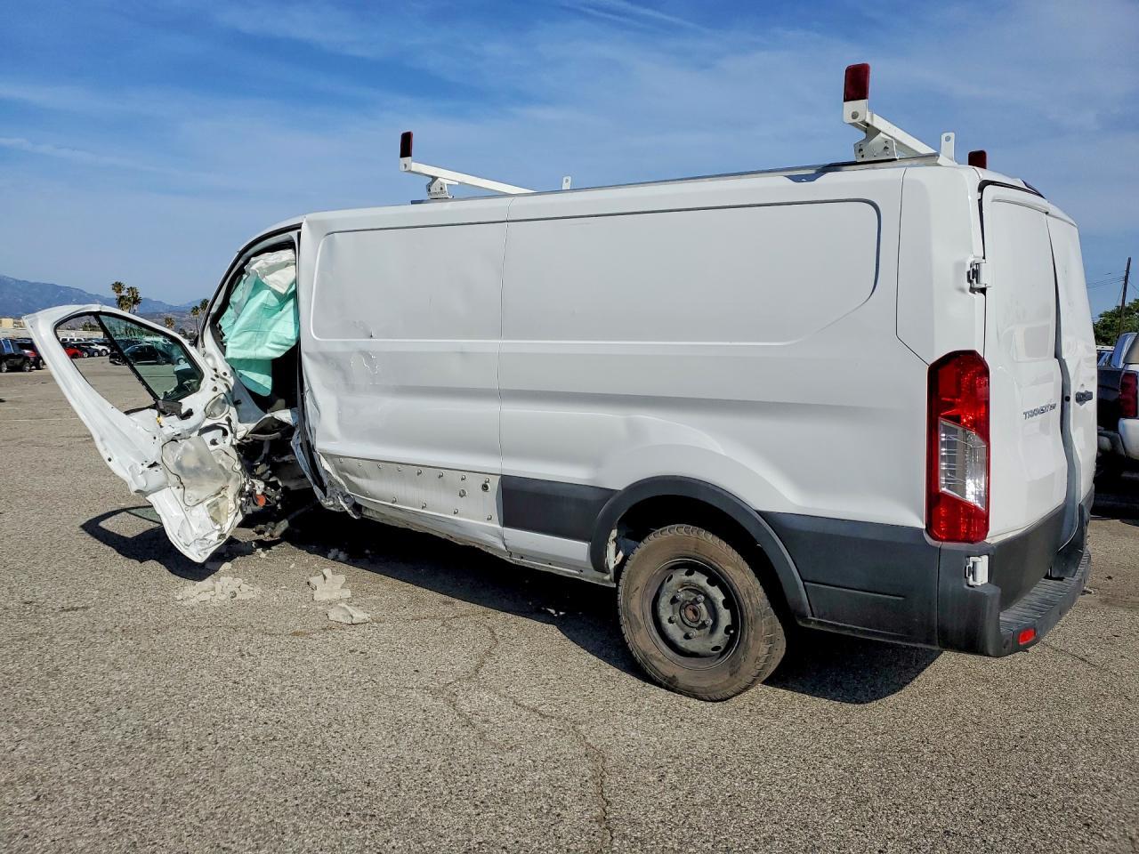 2023 Ford Transit T-250 - Фото 2