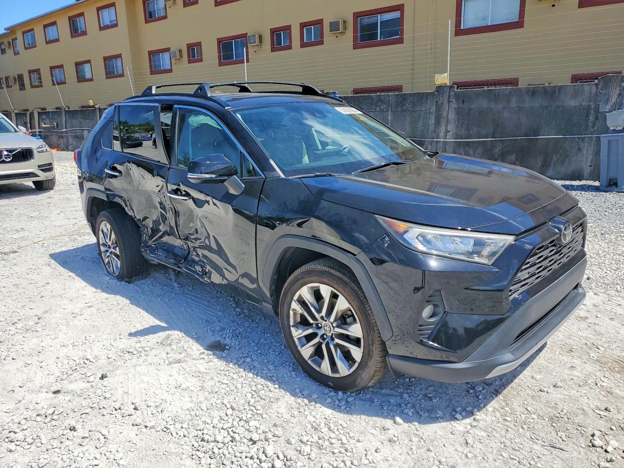 2021 Toyota Rav4 Limited - Image 4