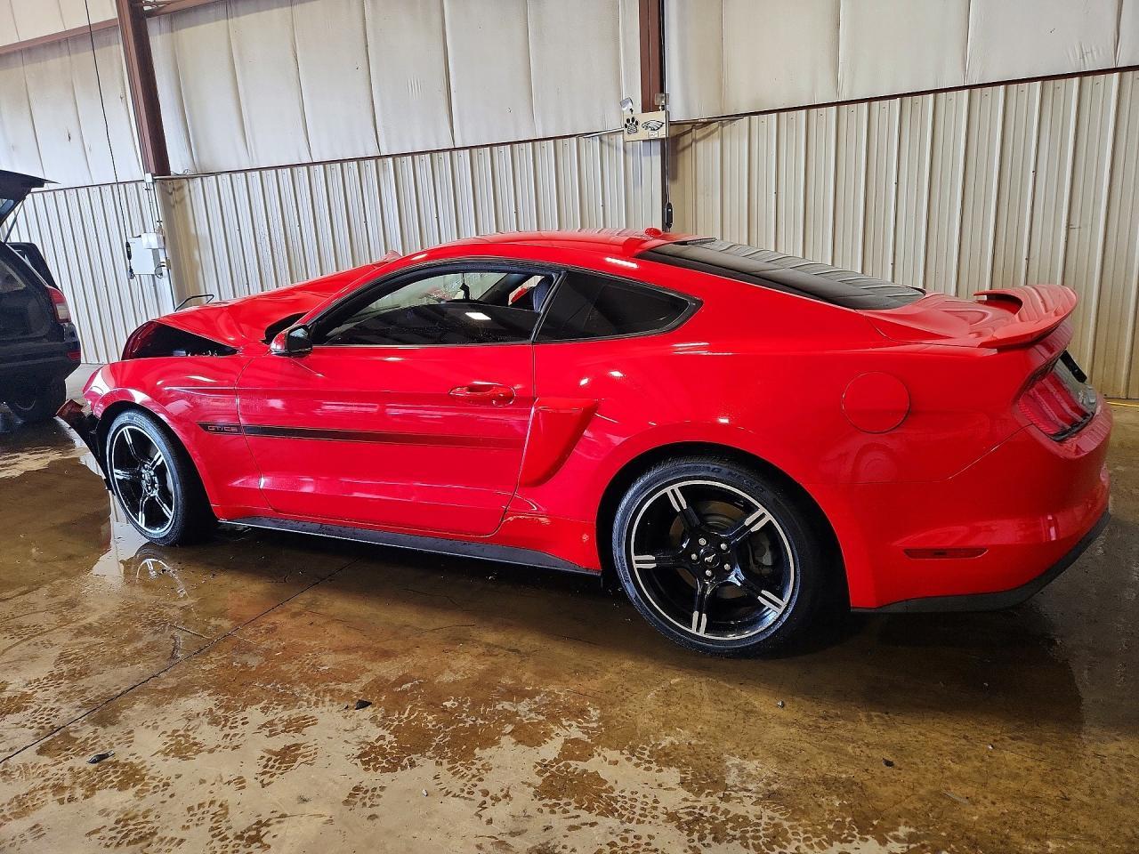2019 Ford Mustang Gt - Фото 2