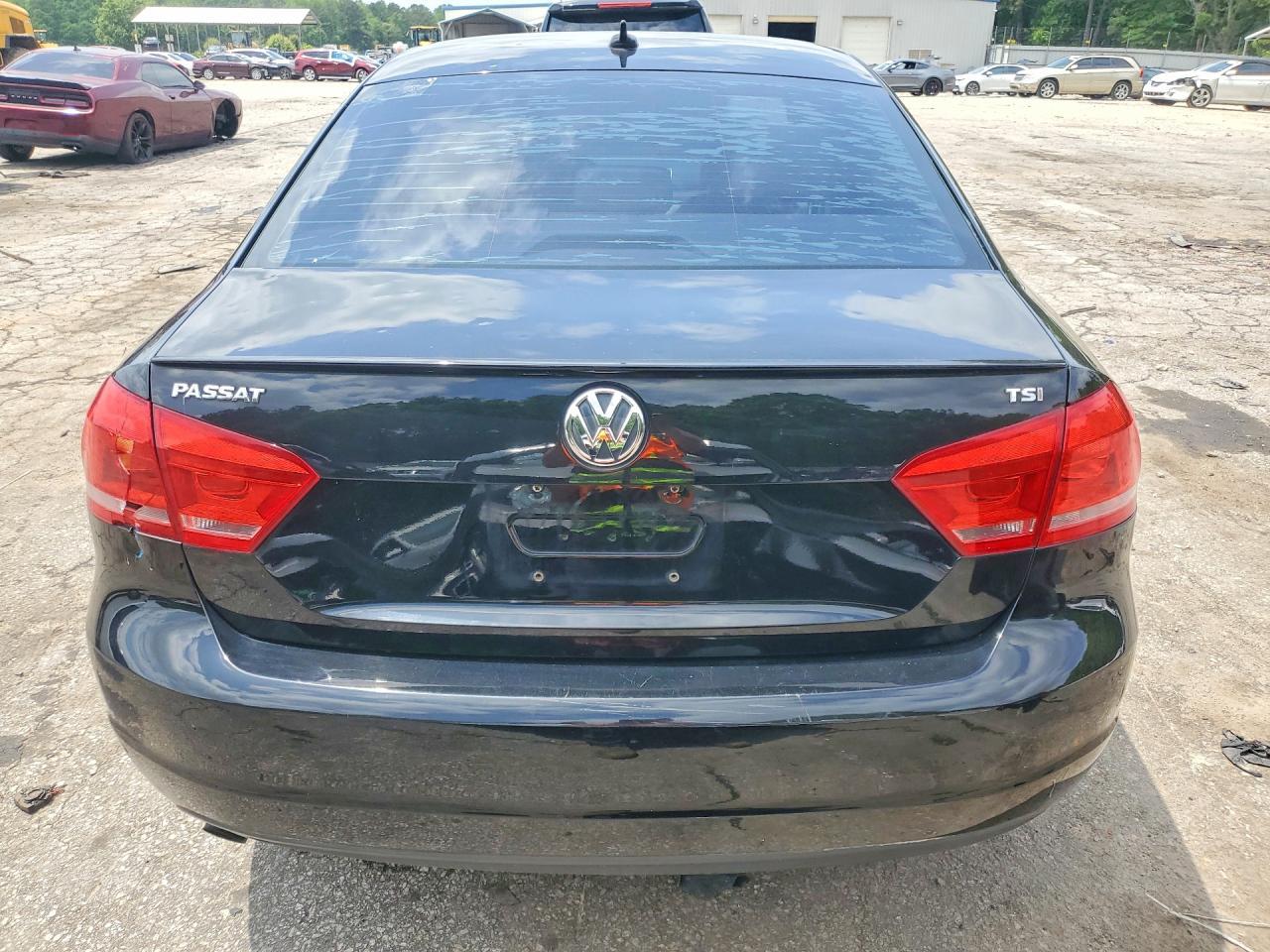 2015 Volkswagen Passat S - Фото 6
