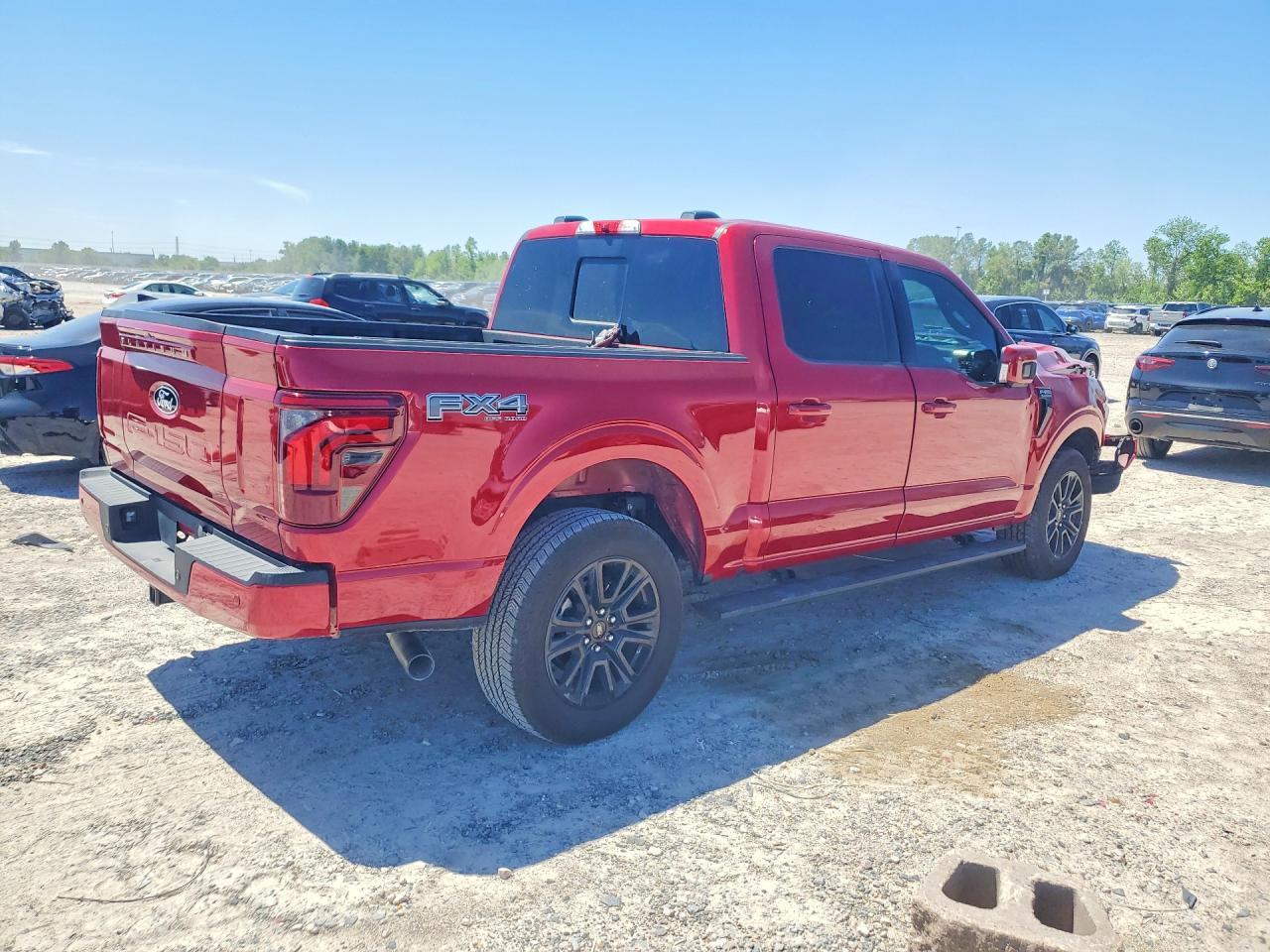 2025 Ford F150 Platinum - Фото 3
