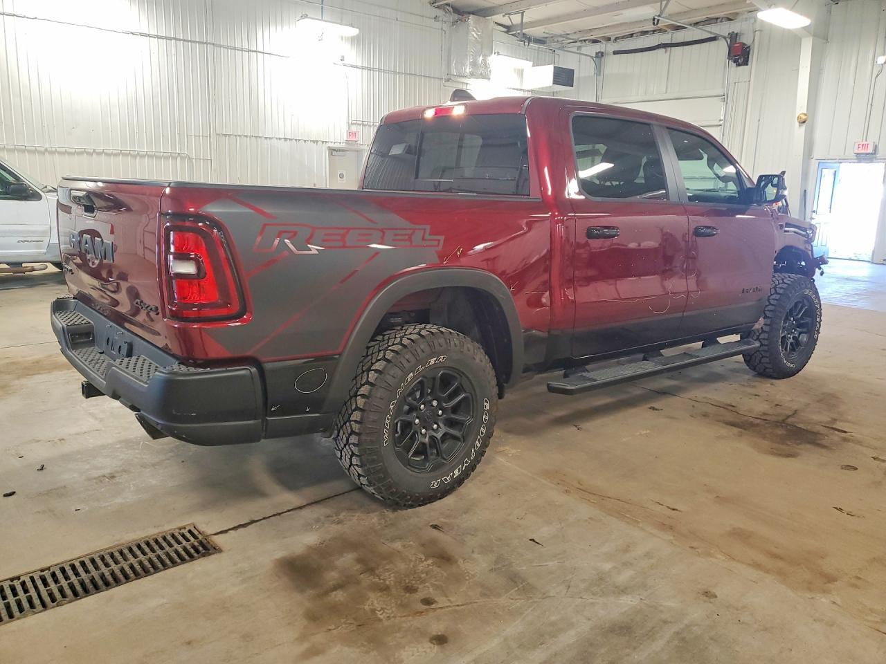2026 Ram 1500 Rebel - Фото 3