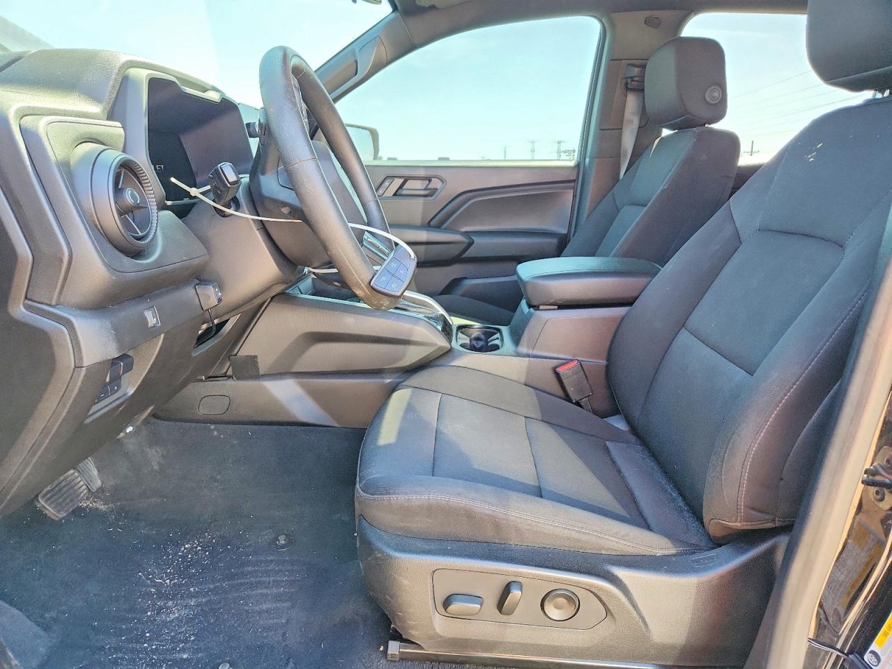 2024 Chevrolet Colorado Trail Boss - Image 7