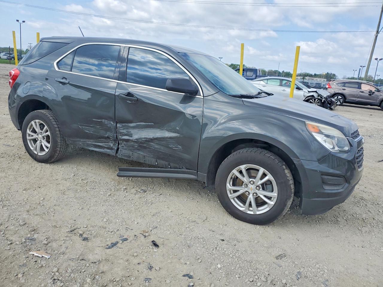 2017 Chevrolet Equinox Ls - Фото 4