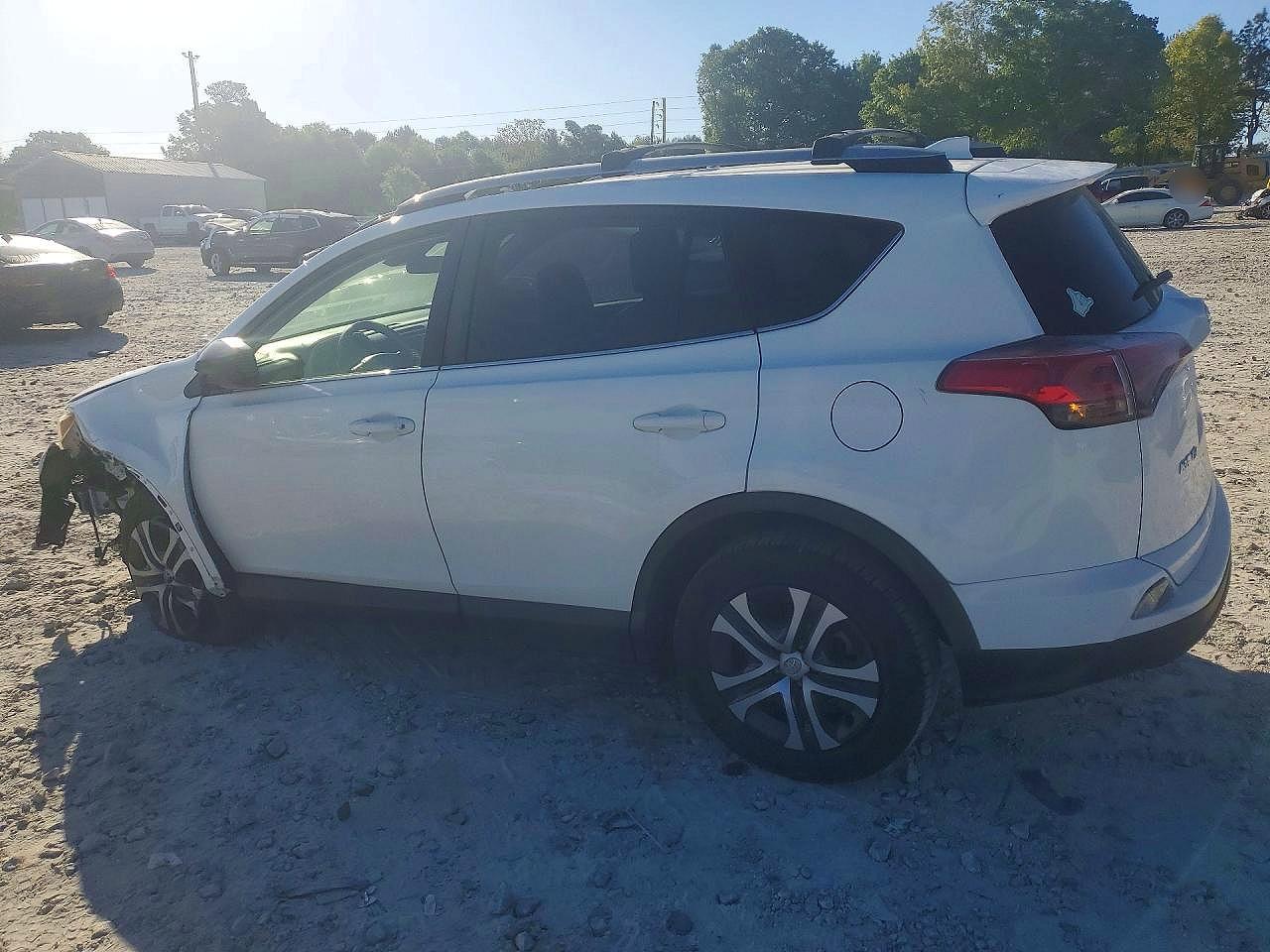 2018 Toyota Rav4 Le - Фото 2