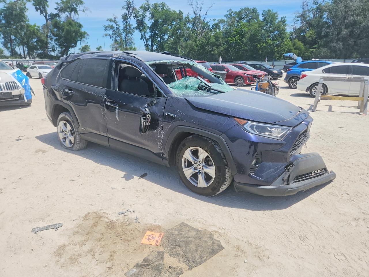 2020 Toyota Rav4 Hybrid Xle - Image 4