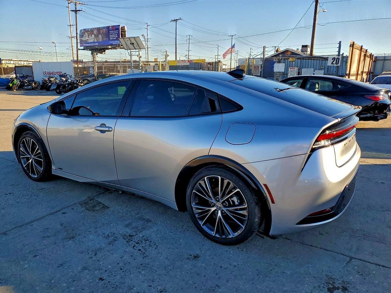 2023 Toyota Prius Xle - Image 2