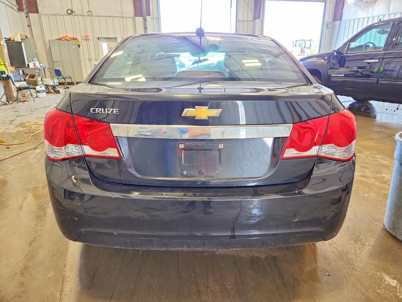 2015 Chevrolet Cruze Ls - Фото 6