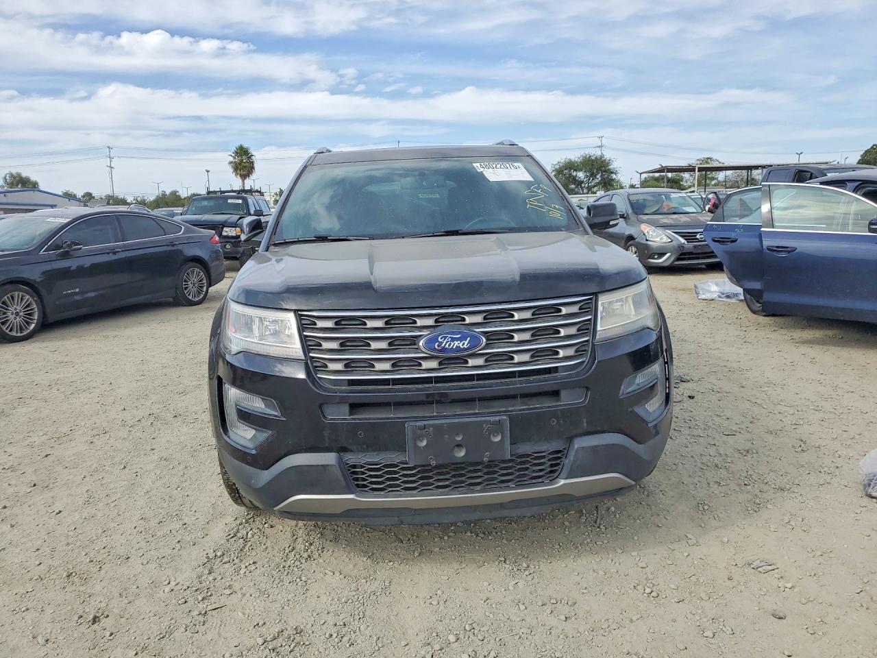 2017 Ford Explorer Xlt - Фото 5