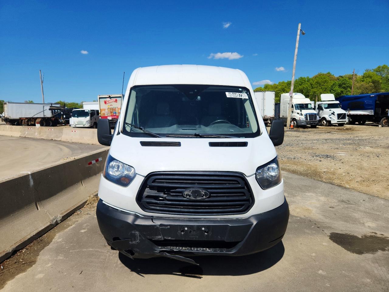 2019 Ford Transit T-250 Cargo - Image 5