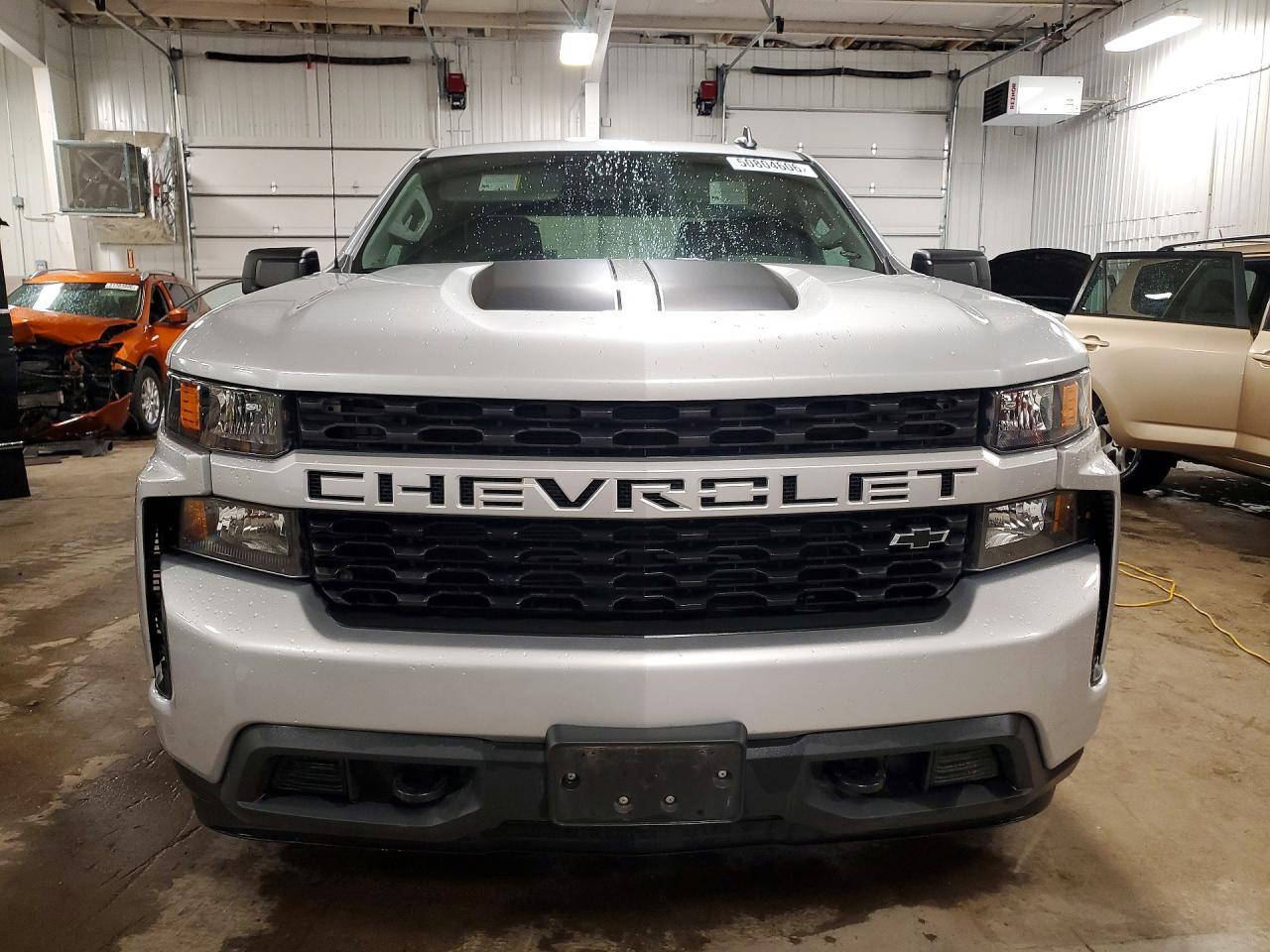 2021 Chevrolet Silverado K1500 Custom - Image 5