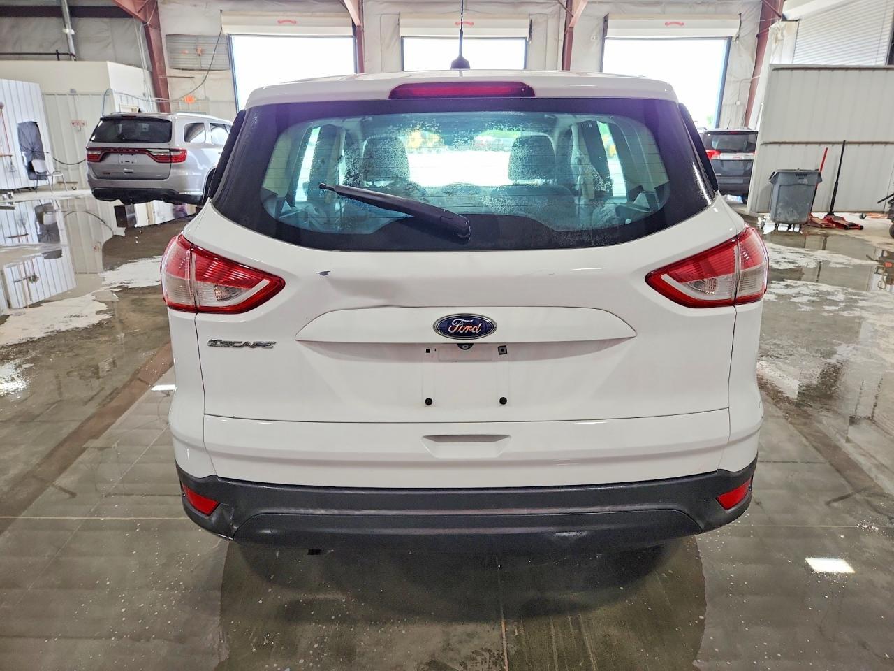 2016 Ford Escape S - Image 6