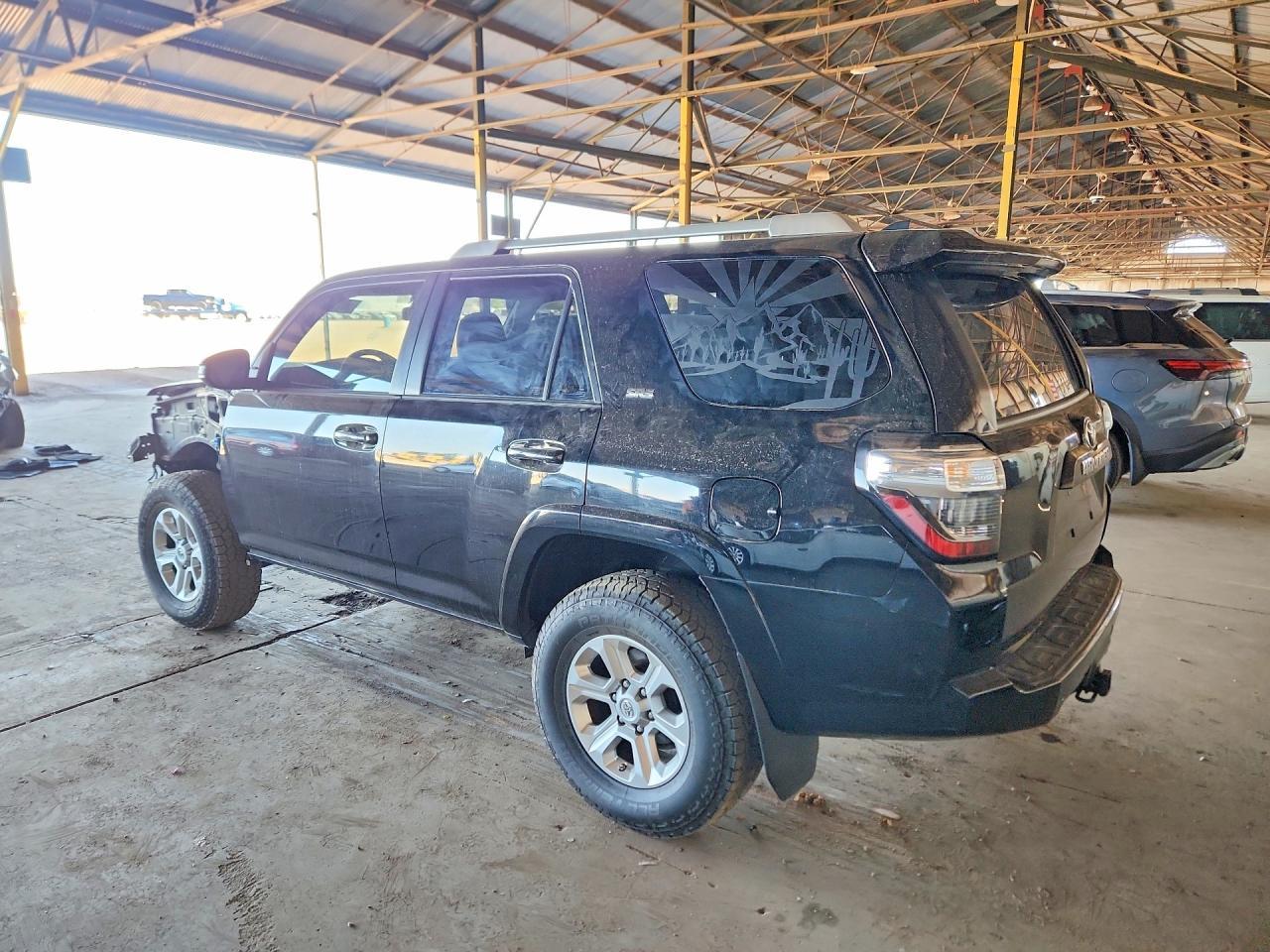 2017 Toyota 4Runner Sr5 Premium - Фото 2
