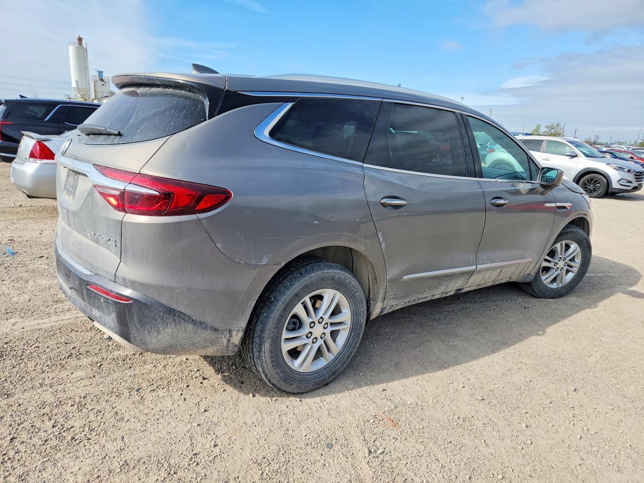 2019 Buick Enclave Essence - Image 3