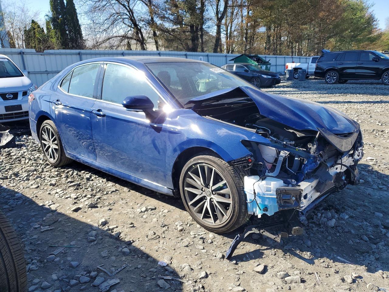 2023 Toyota Camry Xle V6 - Image 4
