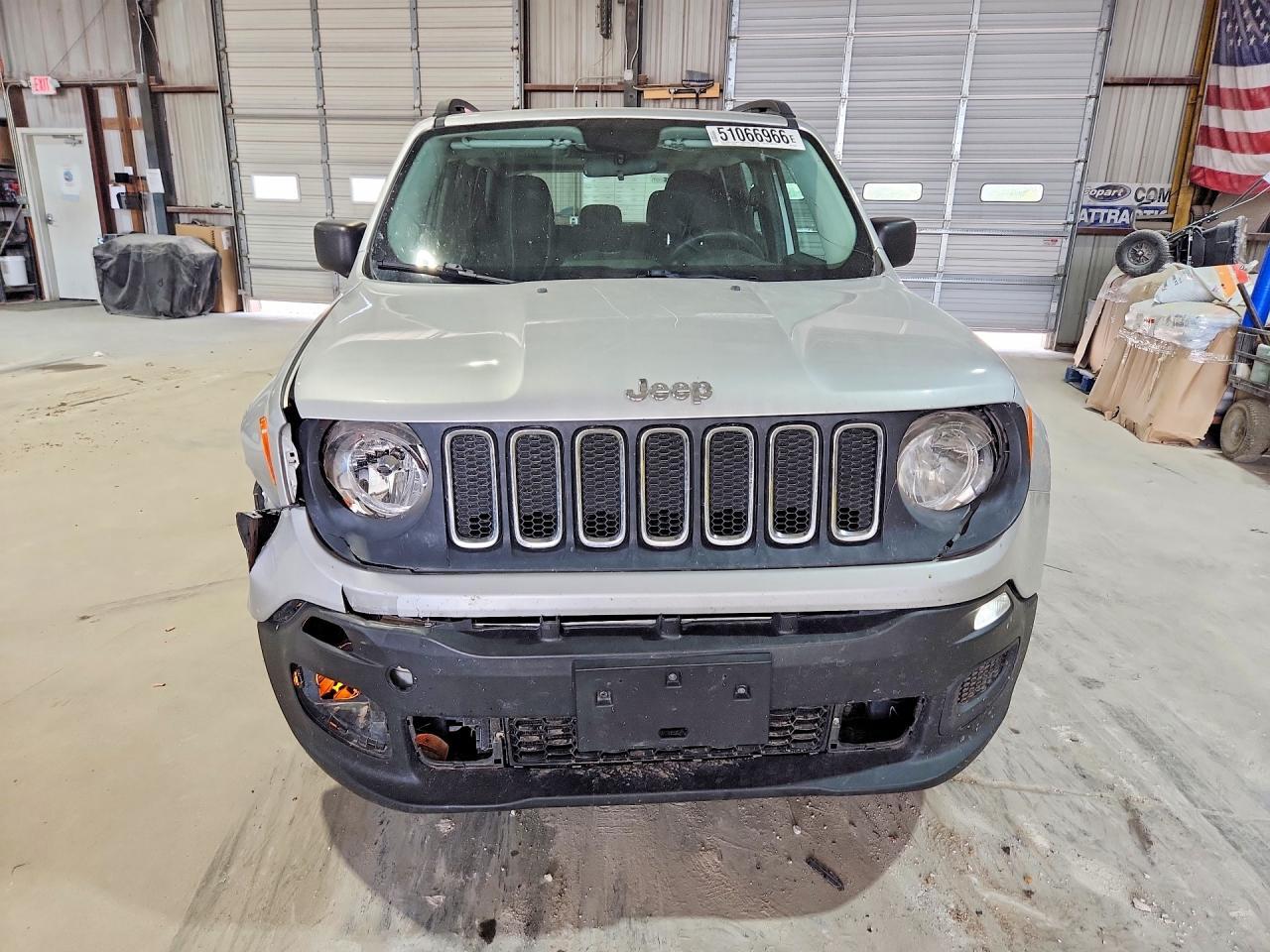 2015 Jeep Renegade Sport - Image 5