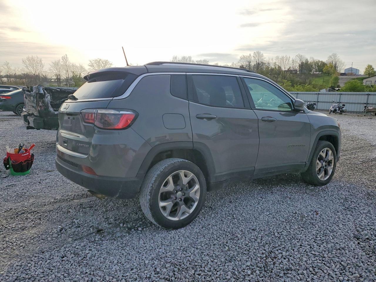 2021 Jeep Compass Limited - Фото 3