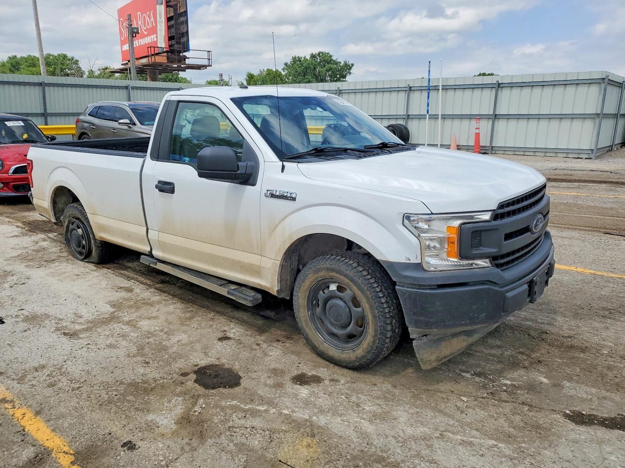 2019 Ford F150 - Image 4