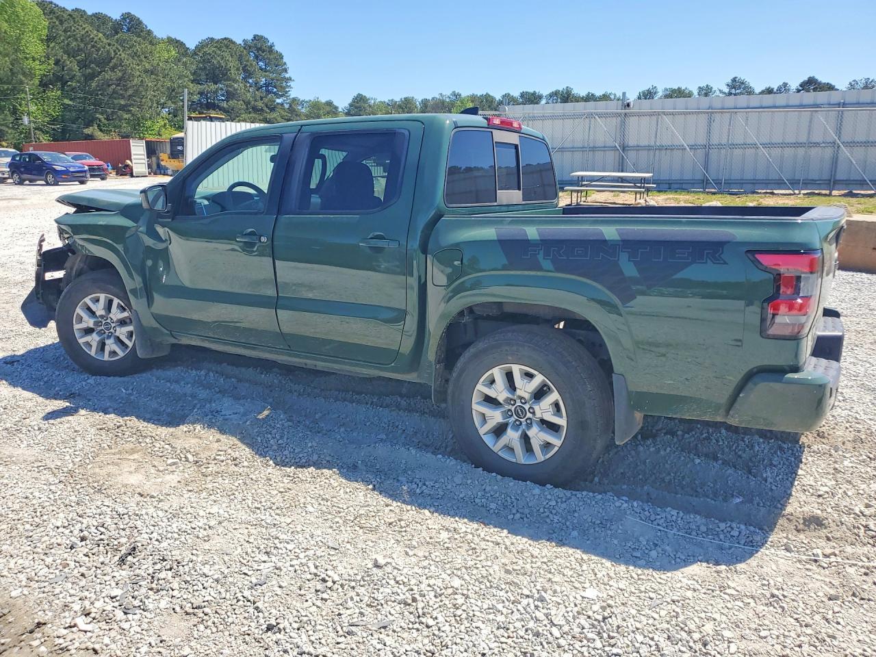 2022 Nissan Frontier Sv - Image 2