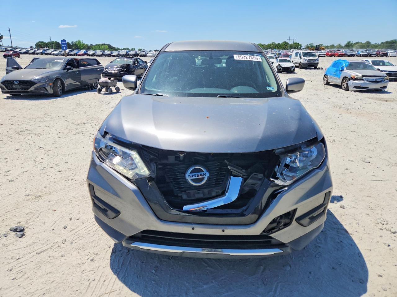 2018 Nissan Rogue S - Image 5