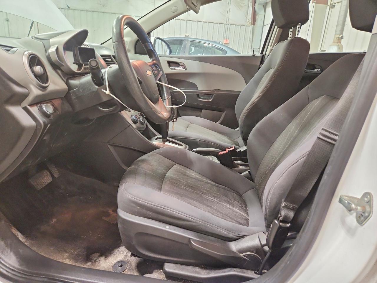 2014 Chevrolet Sonic Lt - Фото 7