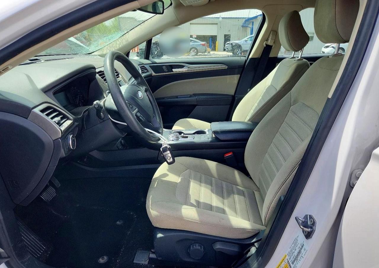 2020 Ford Fusion S - Фото 7