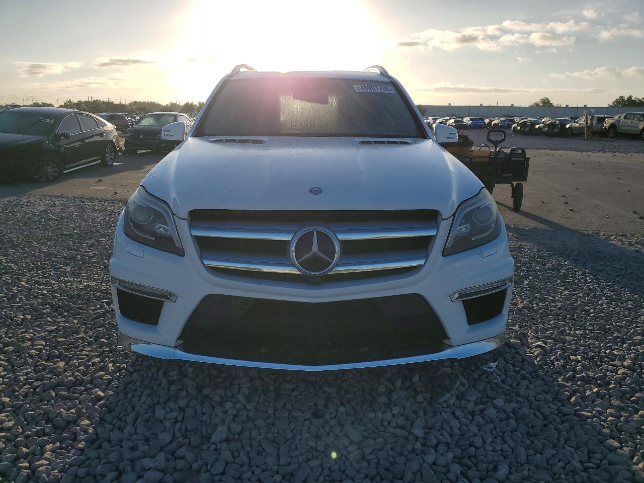 2015 Mercedes-Benz Gl 550 4Matic - Фото 5