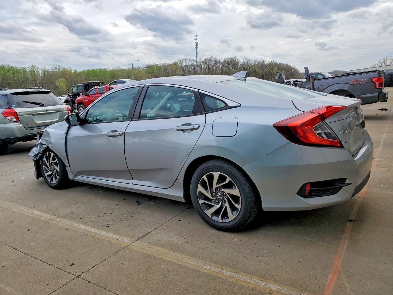 2017 Honda Civic Ex - Image 2