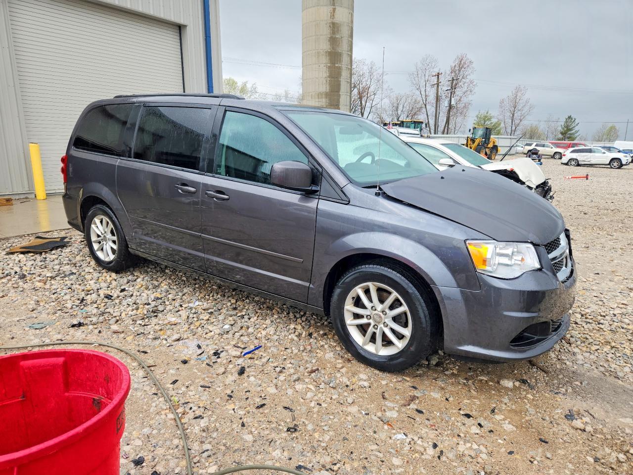 2016 Dodge Grand Caravan Sxt - Фото 4
