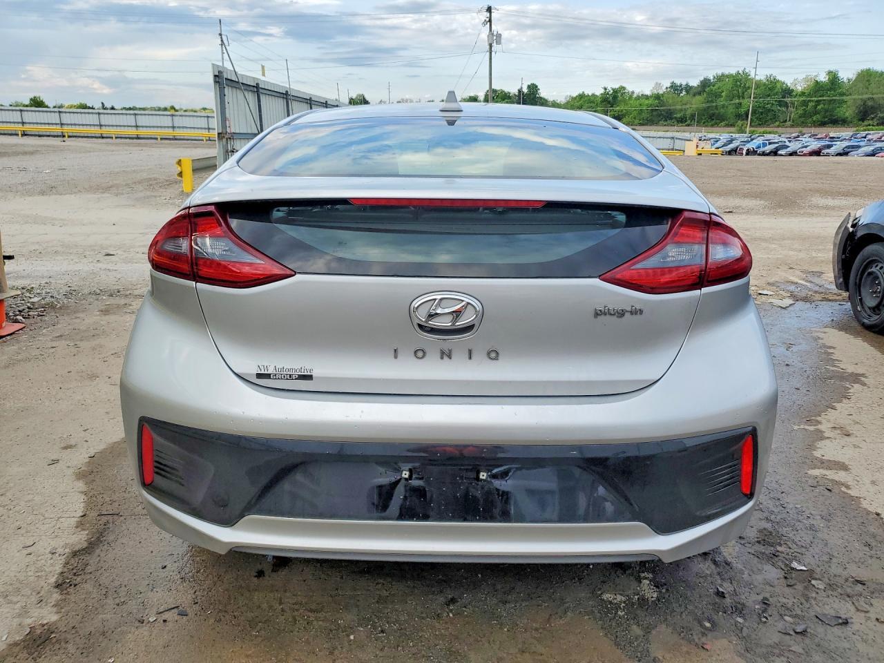 2019 Hyundai Ioniq Limited - Фото 6